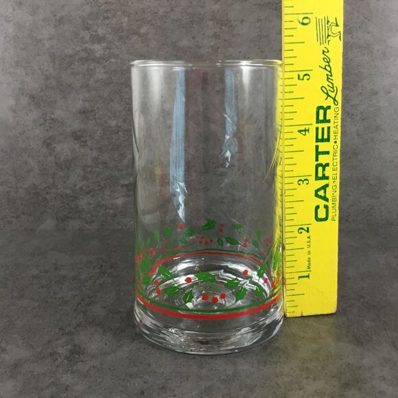 Arbys Christmas Holiday Holly Berry Tumbler Glass 5" 1983 Festive Design - Picture 2 of 7